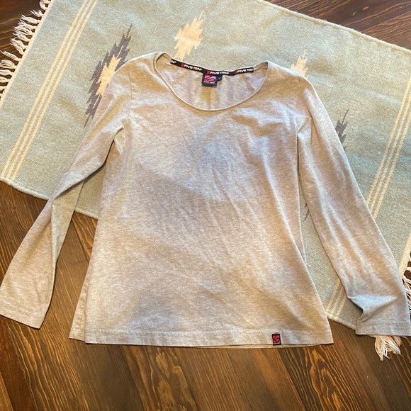 Five Ten long sleeve - Picture 1 of 4